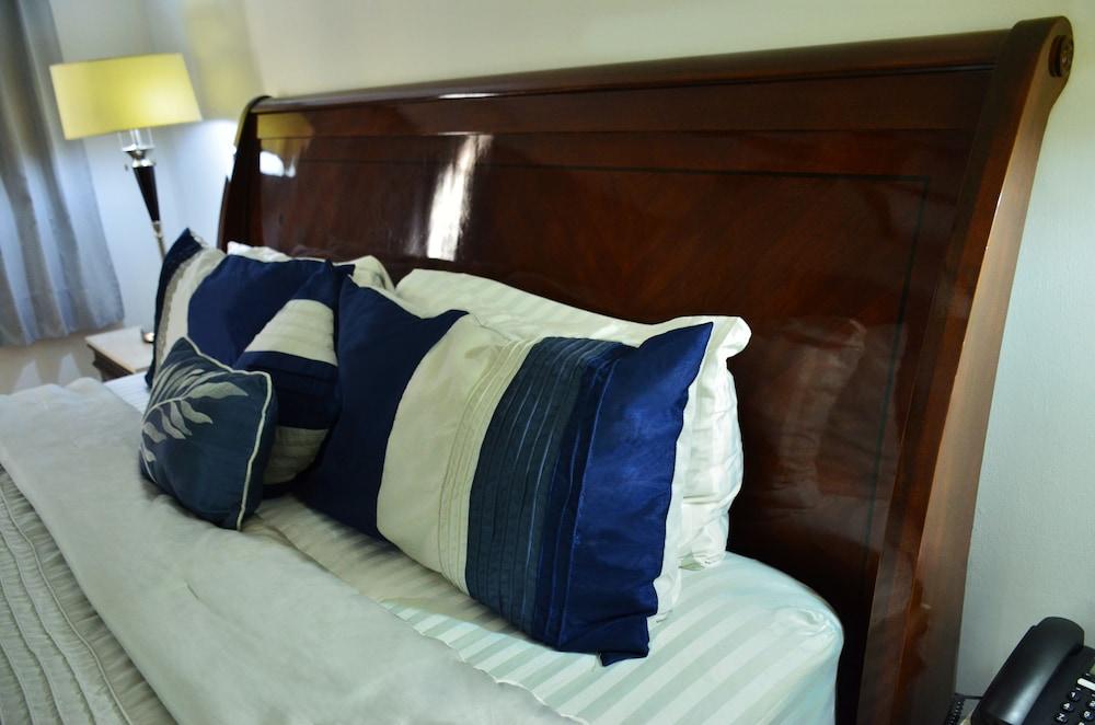 Wyndham Garden Los Mochis Plaza Inn Екстер'єр фото