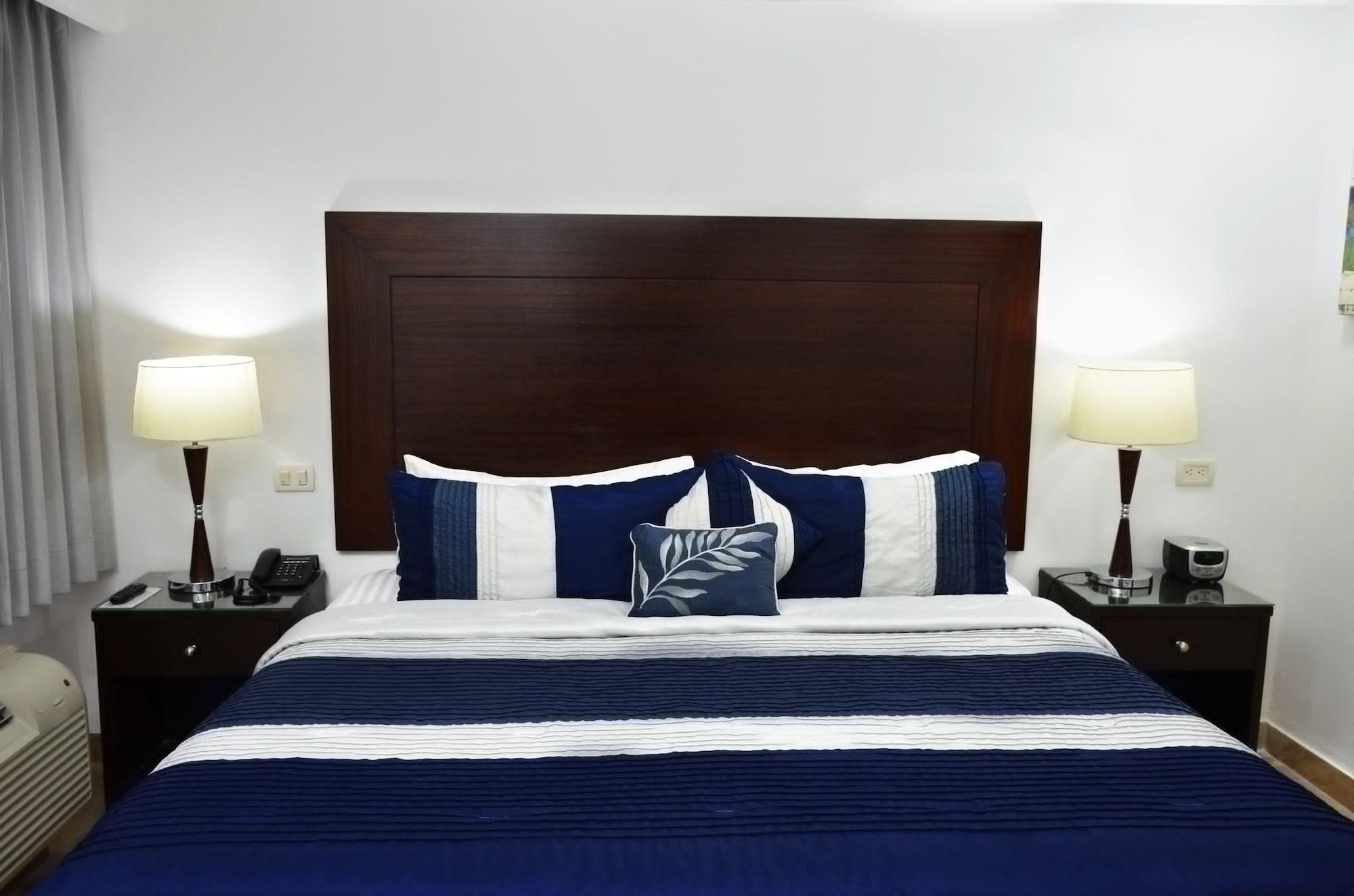Wyndham Garden Los Mochis Plaza Inn Екстер'єр фото