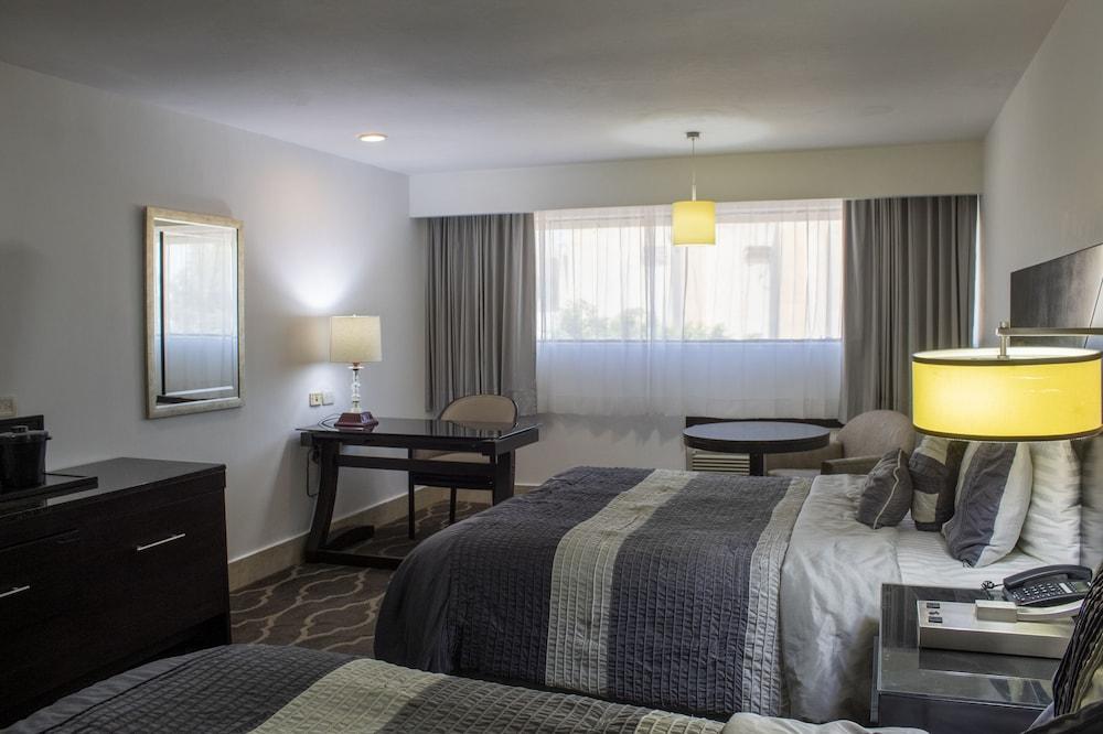 Wyndham Garden Los Mochis Plaza Inn Екстер'єр фото