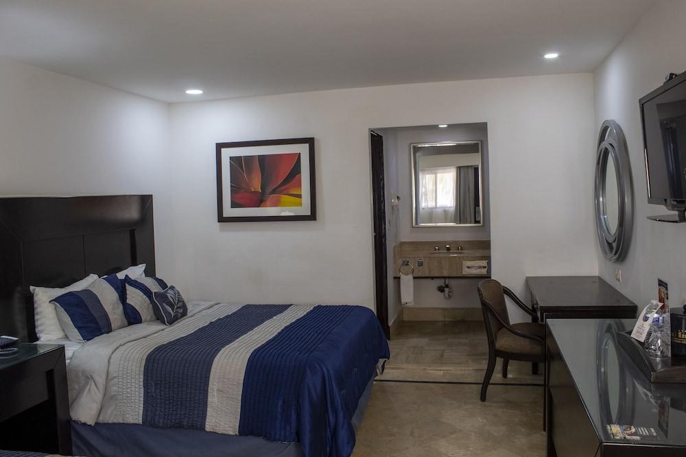 Wyndham Garden Los Mochis Plaza Inn Екстер'єр фото