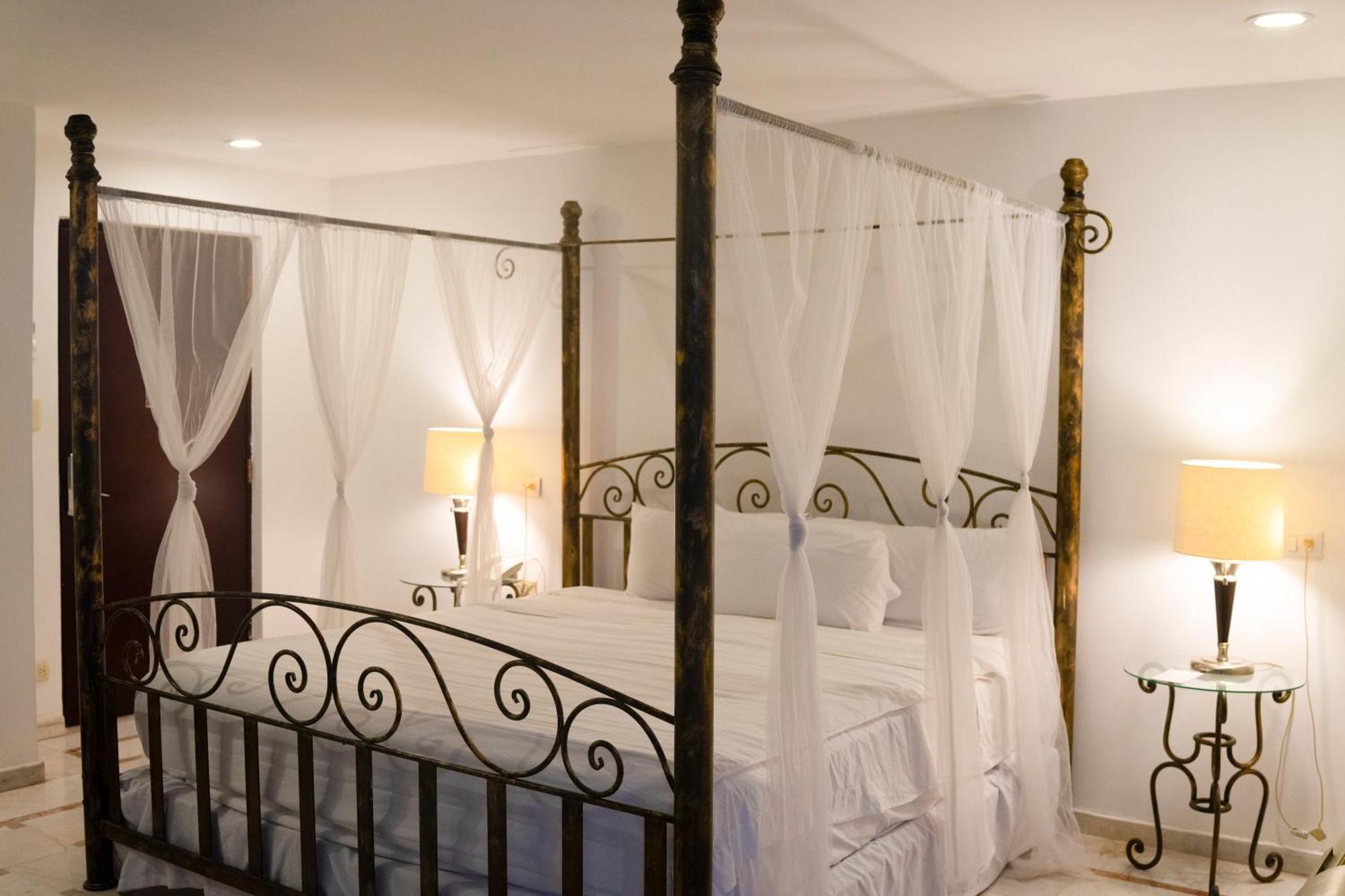 Wyndham Garden Los Mochis Plaza Inn Екстер'єр фото