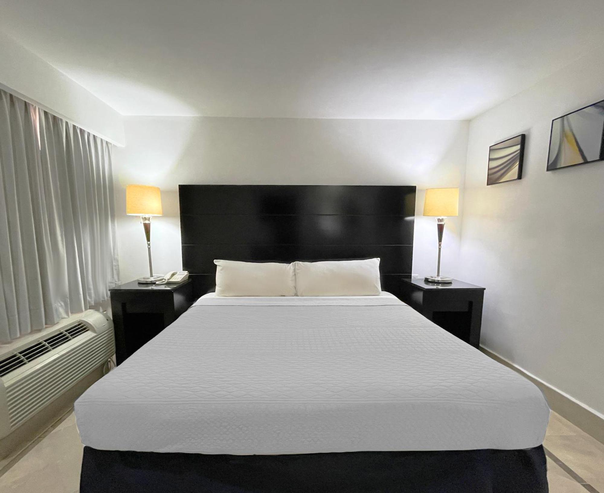 Wyndham Garden Los Mochis Plaza Inn Екстер'єр фото
