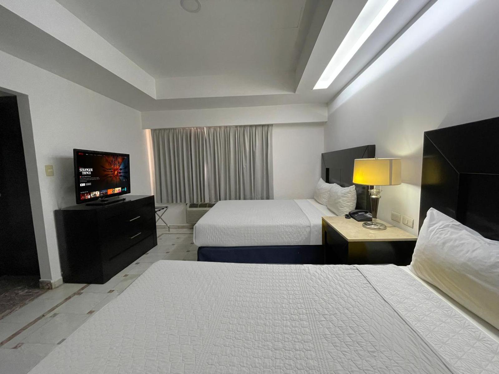 Wyndham Garden Los Mochis Plaza Inn Екстер'єр фото