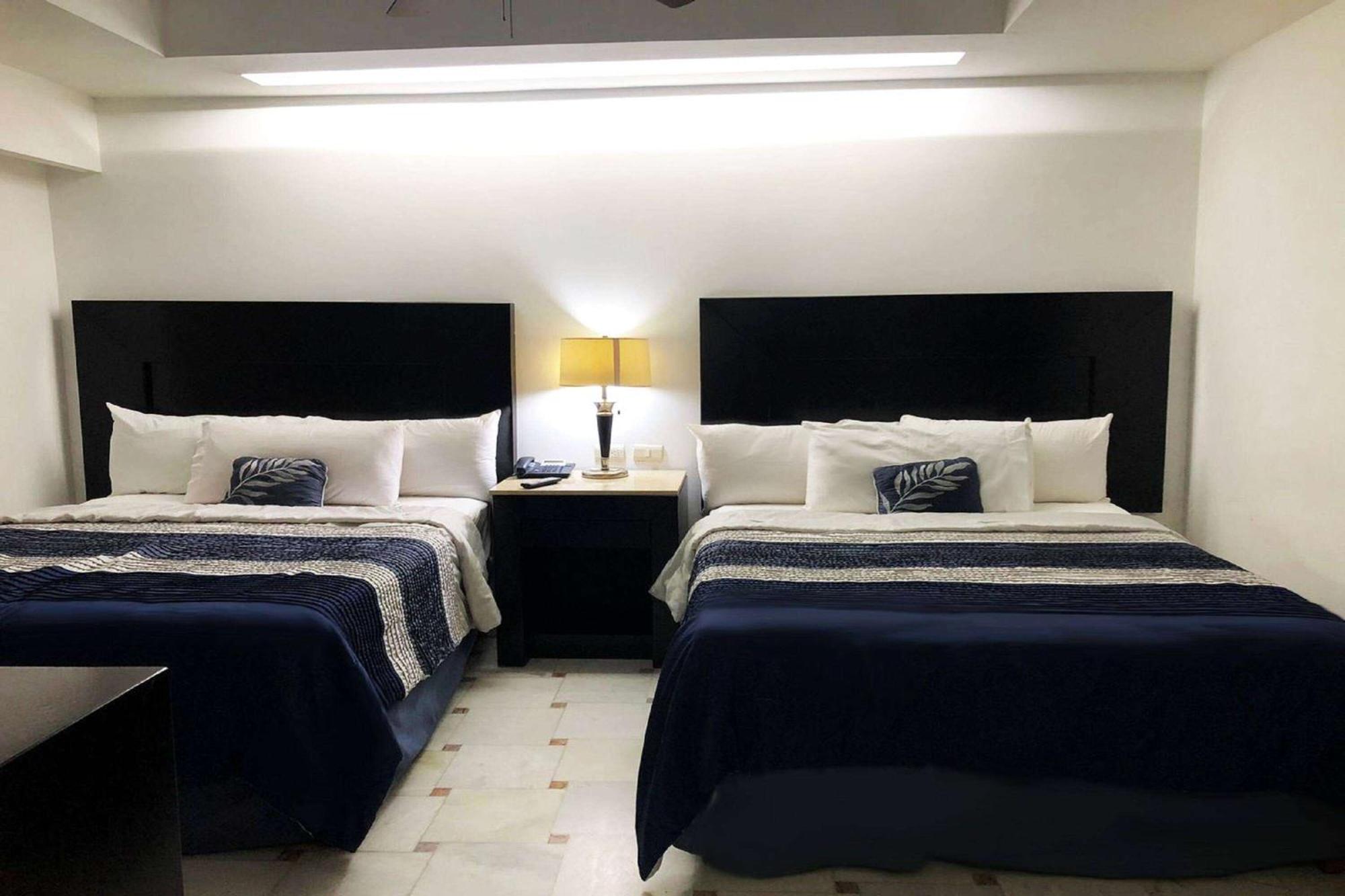 Wyndham Garden Los Mochis Plaza Inn Екстер'єр фото
