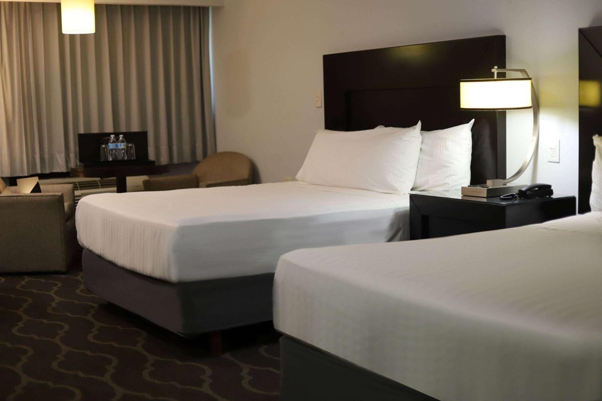 Wyndham Garden Los Mochis Plaza Inn Екстер'єр фото